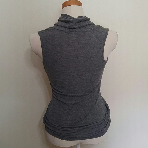 Body Central gray sleeveless top size small - Picture 5 of 6